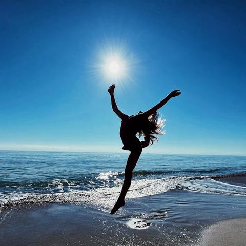Sun Is Rain (Extended Mix)封面